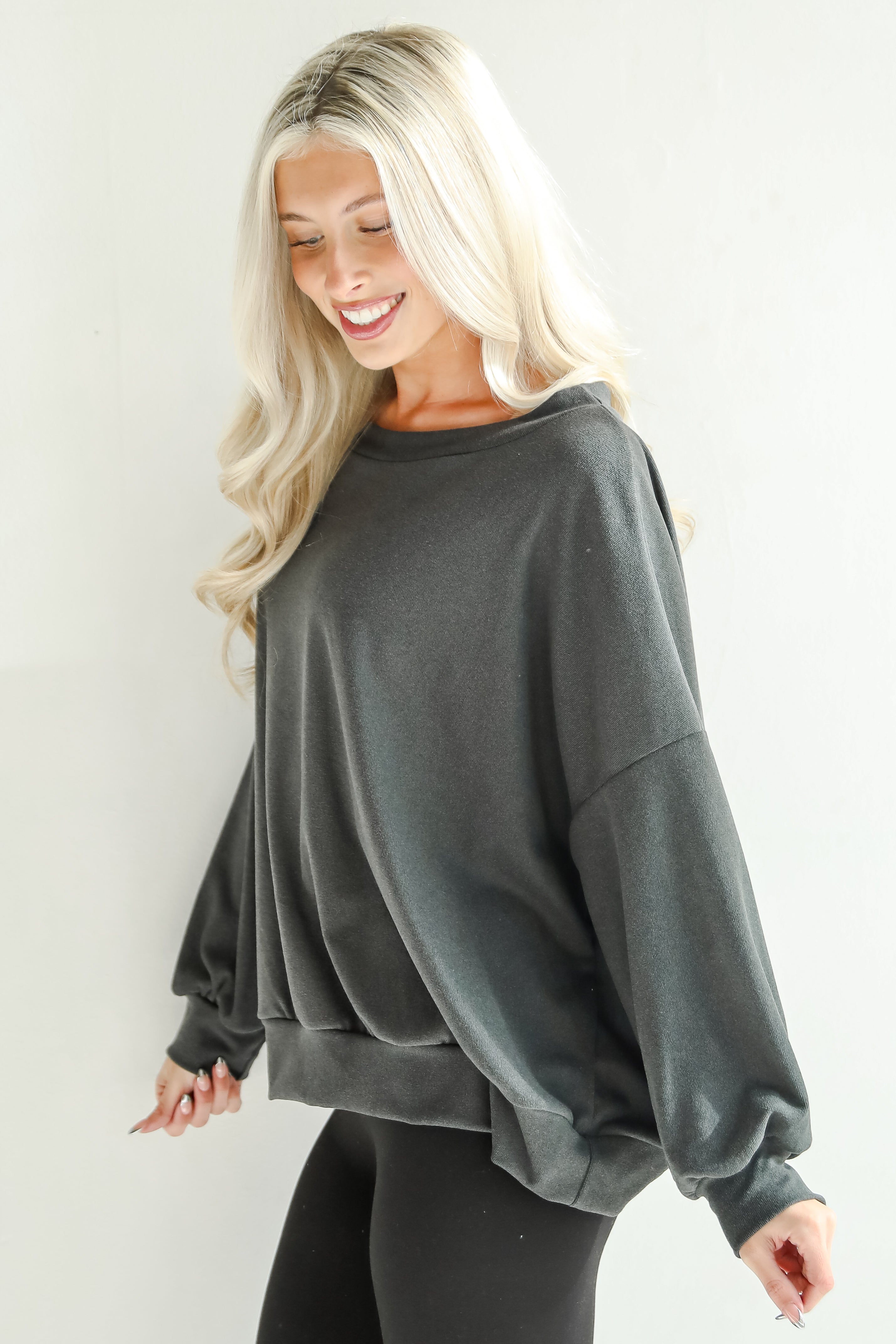 Leisure Essential Oversized Pullover