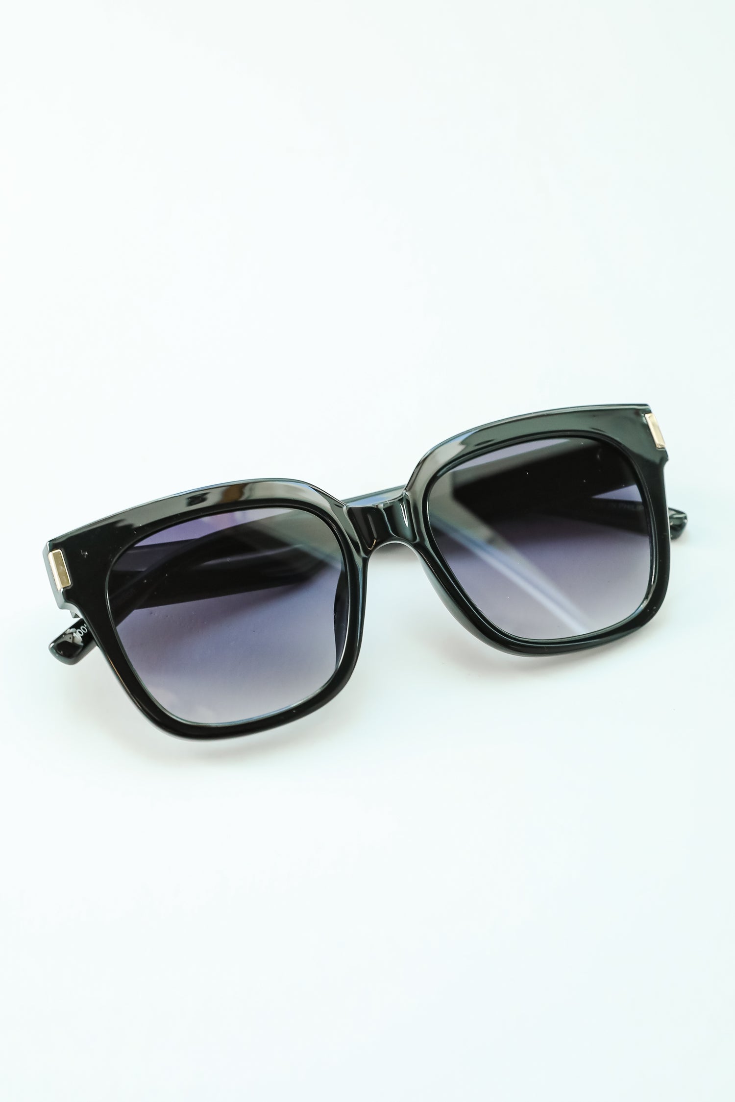 Icon Ready Black Square Sunglasses