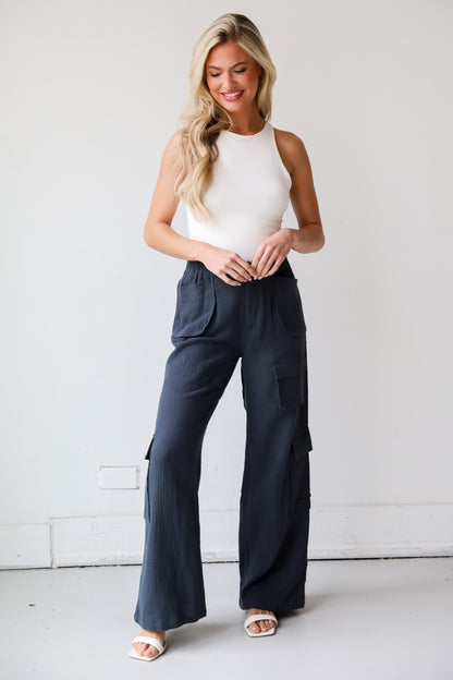 Trendsetting Impact Charcoal Linen Cargo Pants. High waisted cargo pants for spring. casual pants for women. wide leg pants. boutique