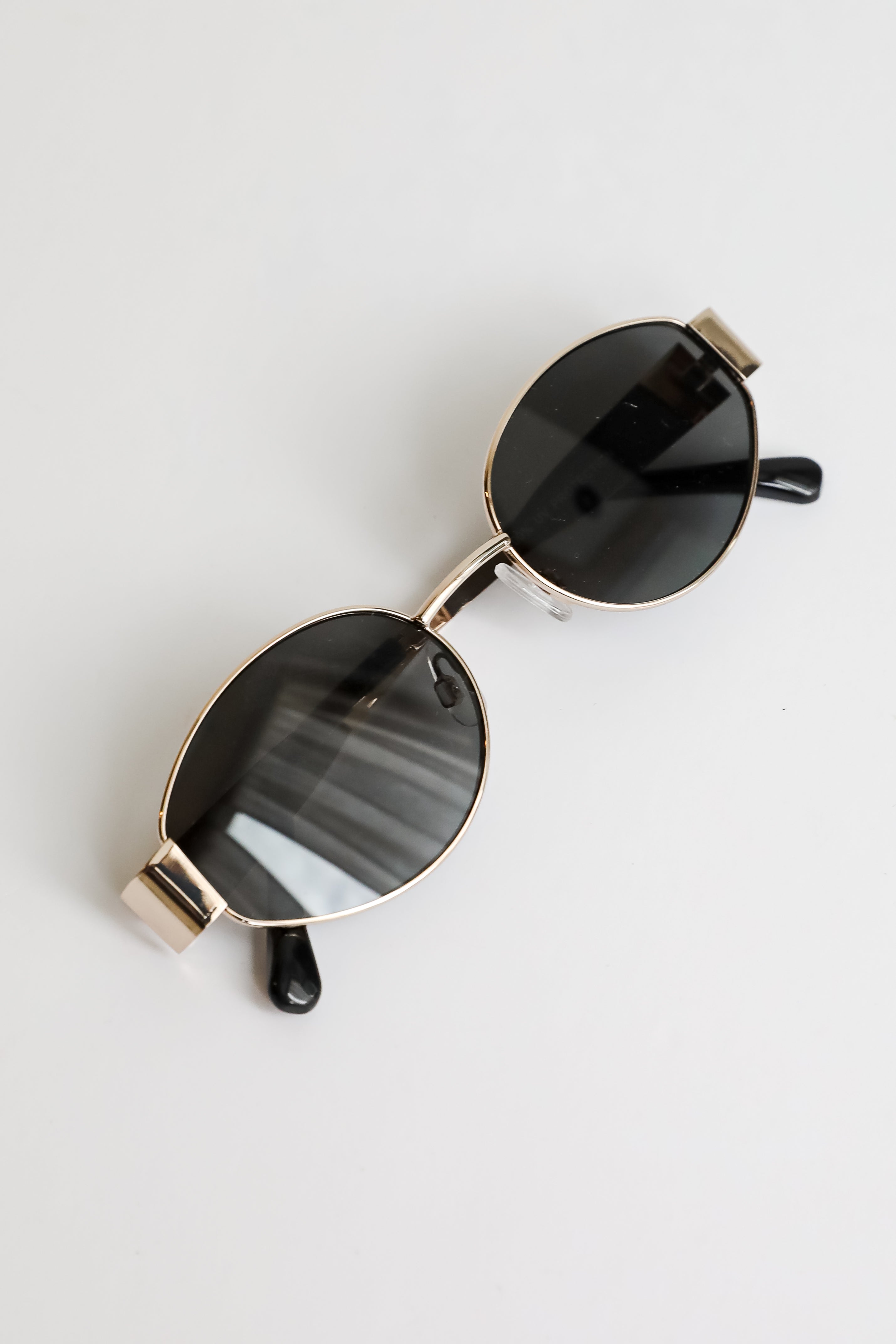 Icon Attitude Gold Oval Sunglasses