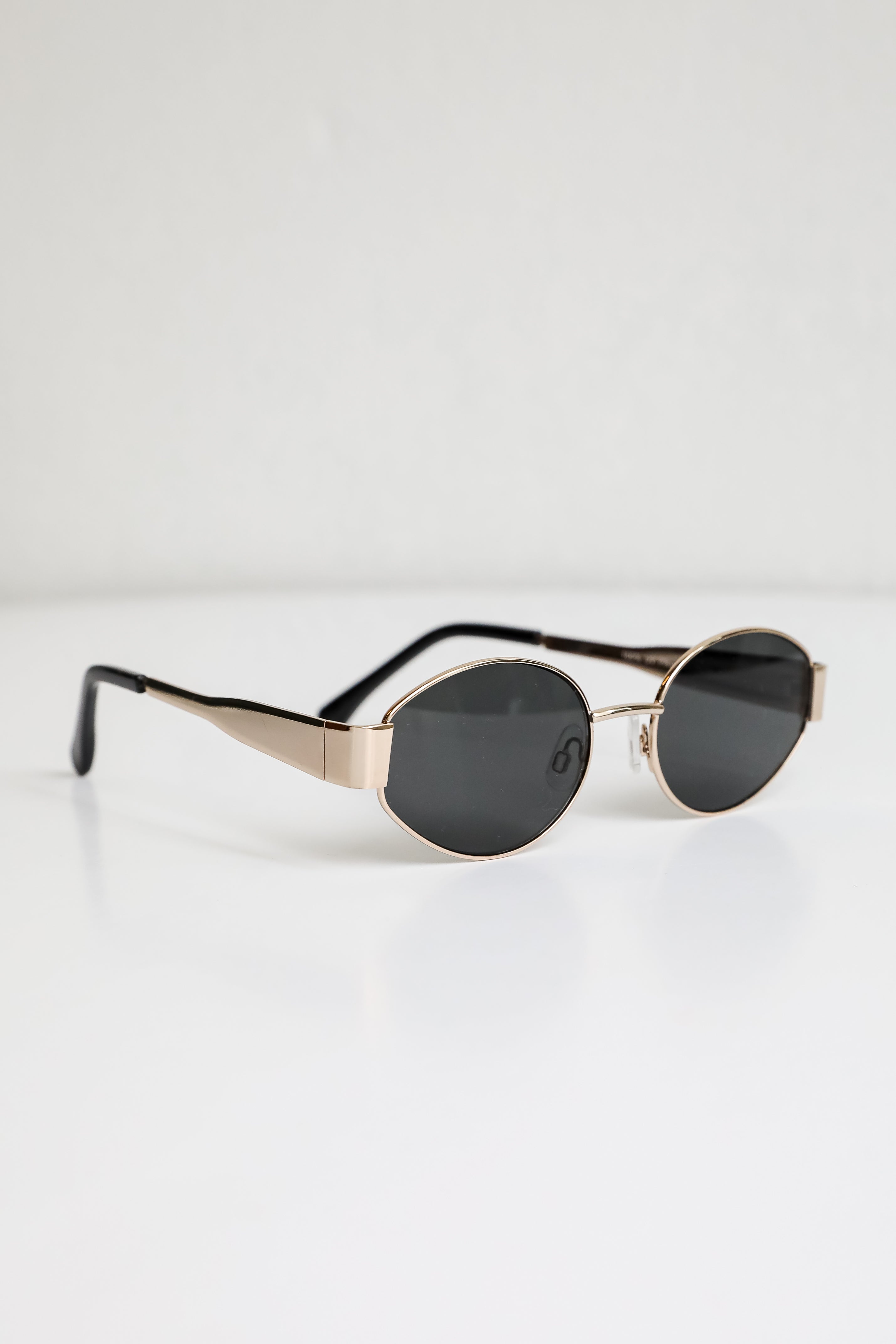 Icon Attitude Gold Oval Sunglasses