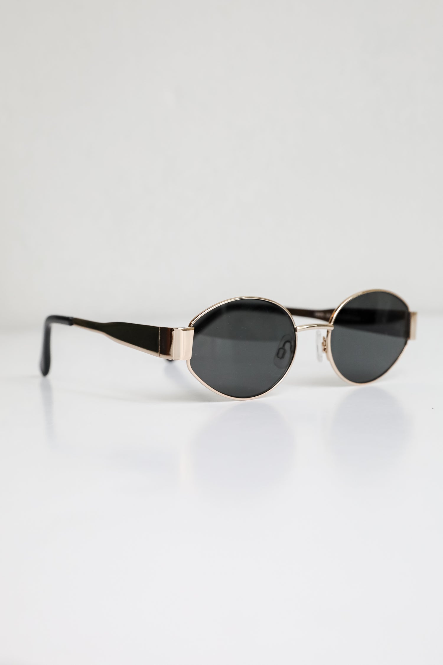 Icon Attitude Gold Oval Sunglasses