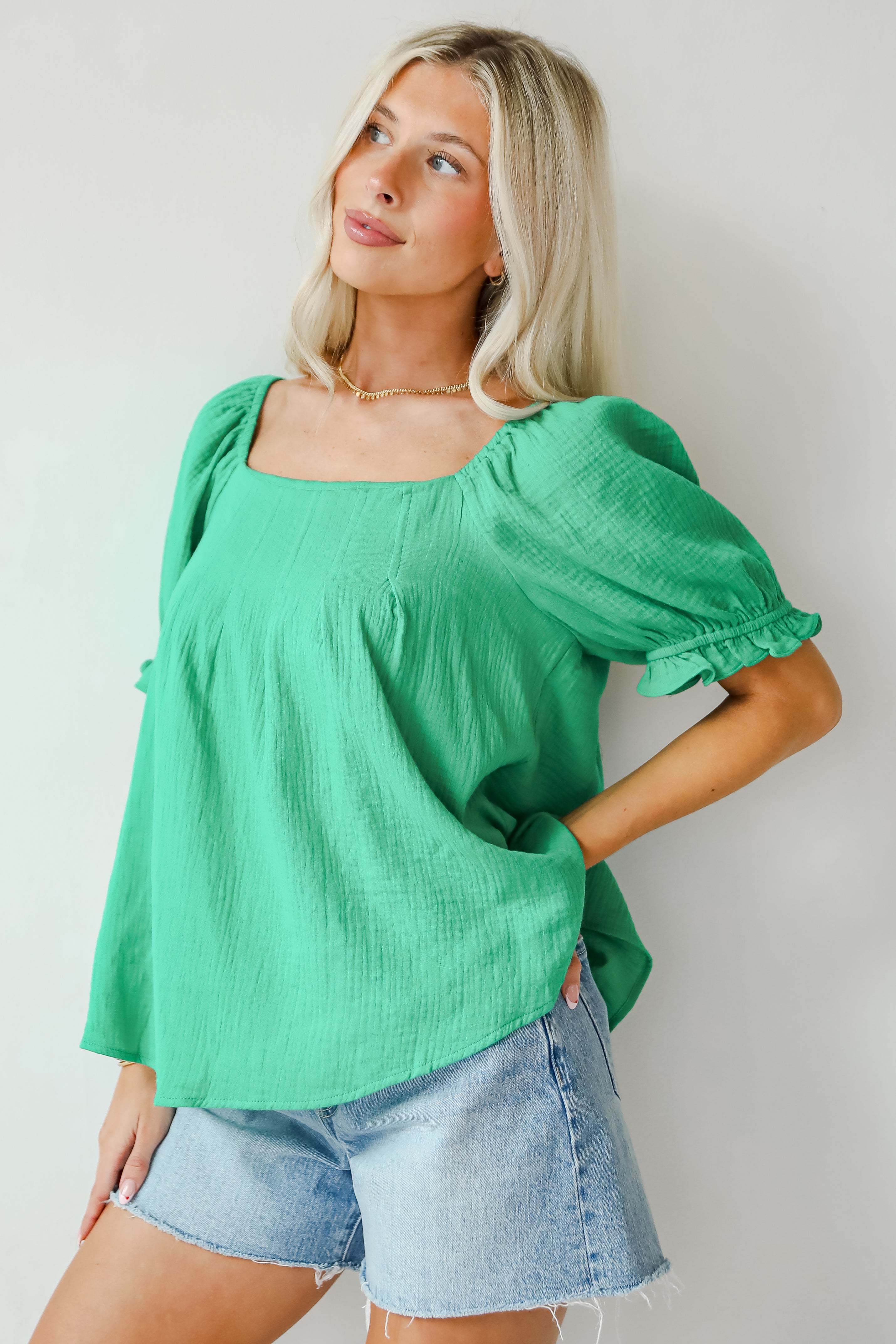 Airy Impression Kelly Green Linen Blouse