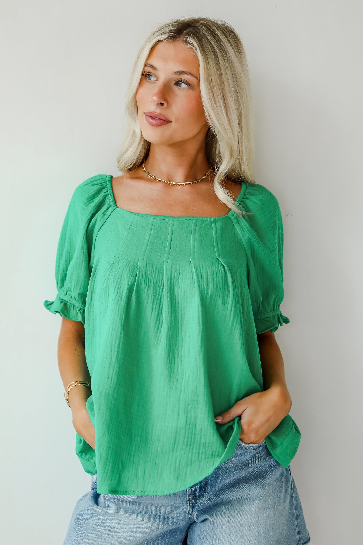 Airy Impression Kelly Green Linen Blouse