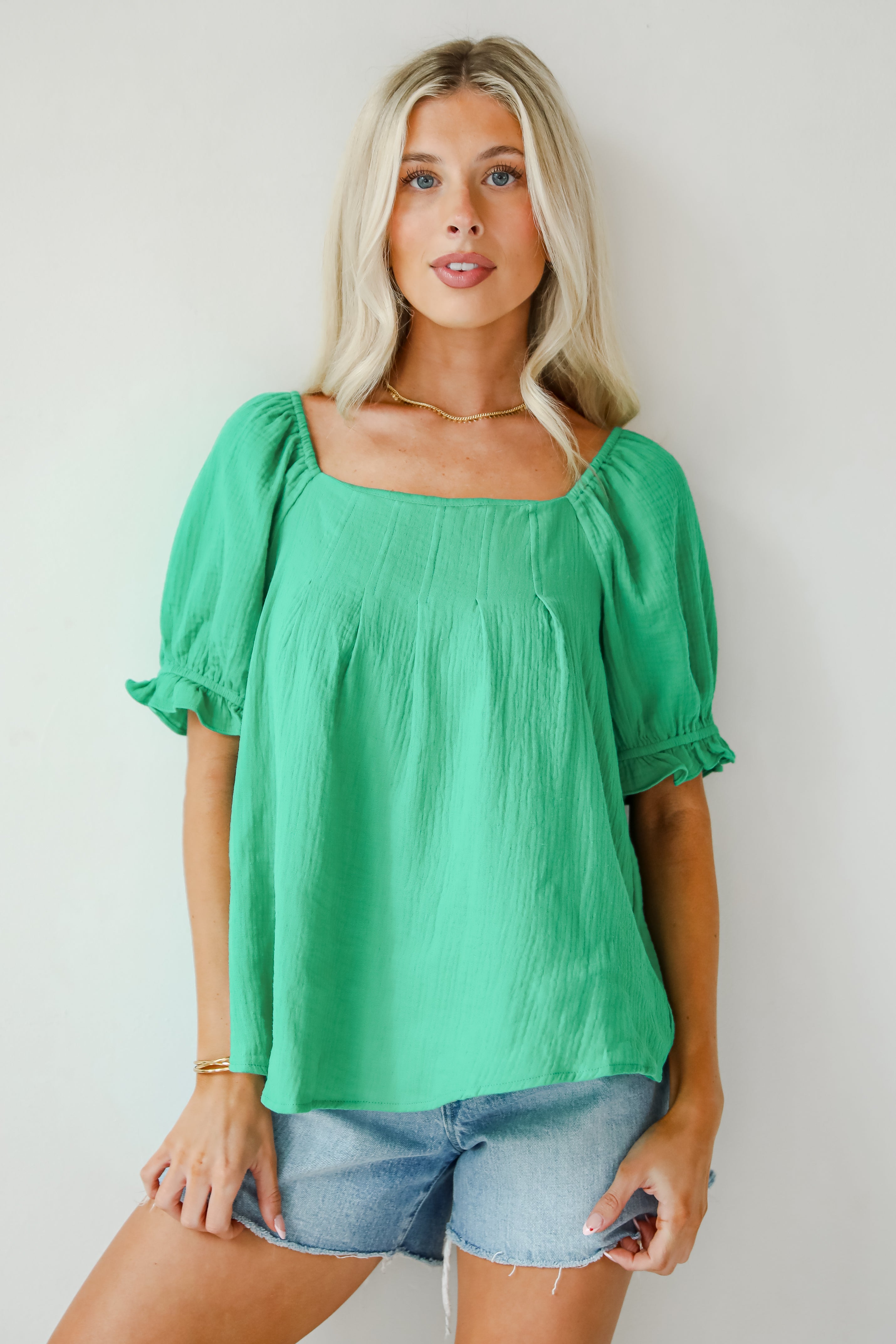 Airy Impression Kelly Green Linen Blouse