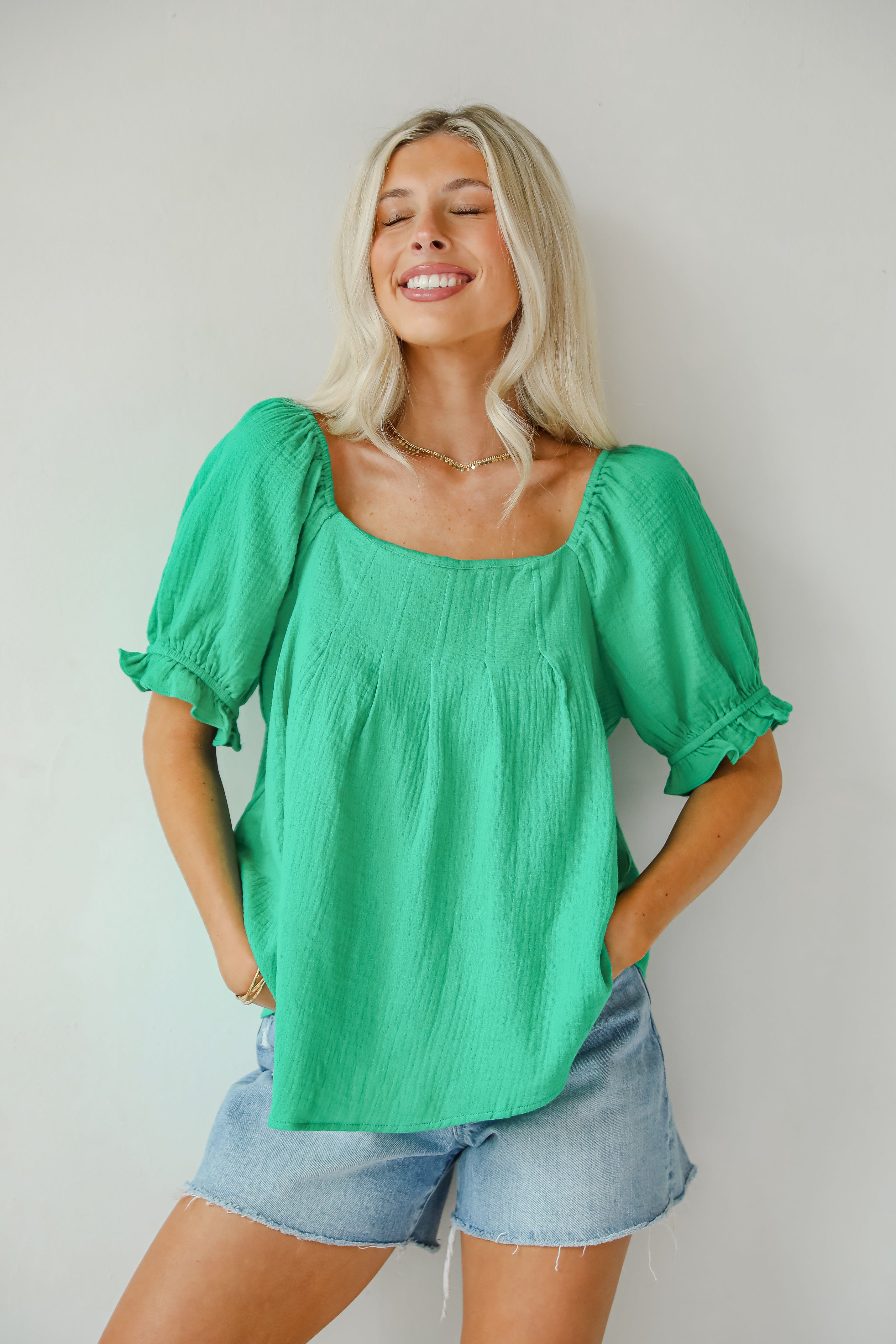 Airy Impression Kelly Green Linen Blouse