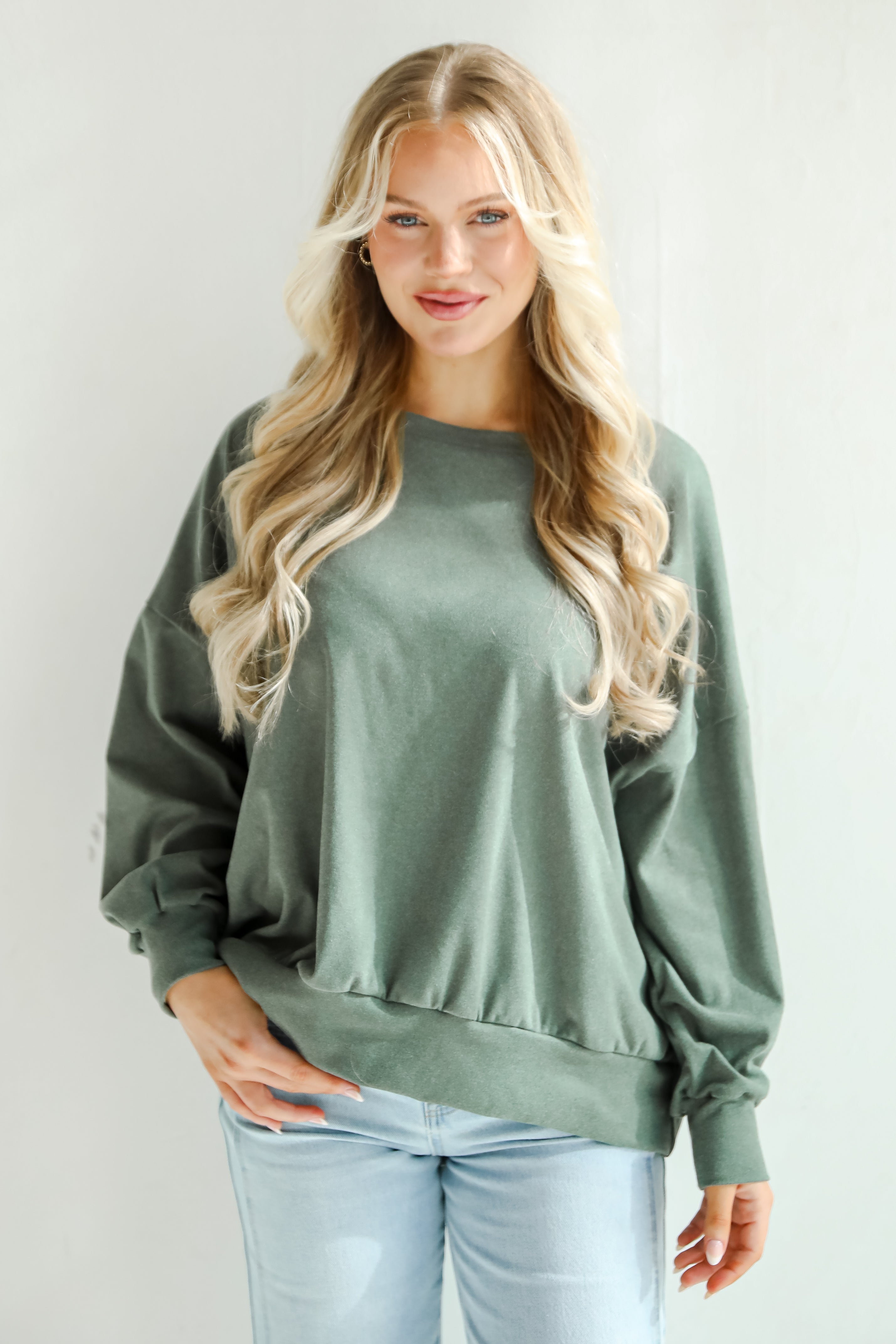 Leisure Essential Oversized Pullover