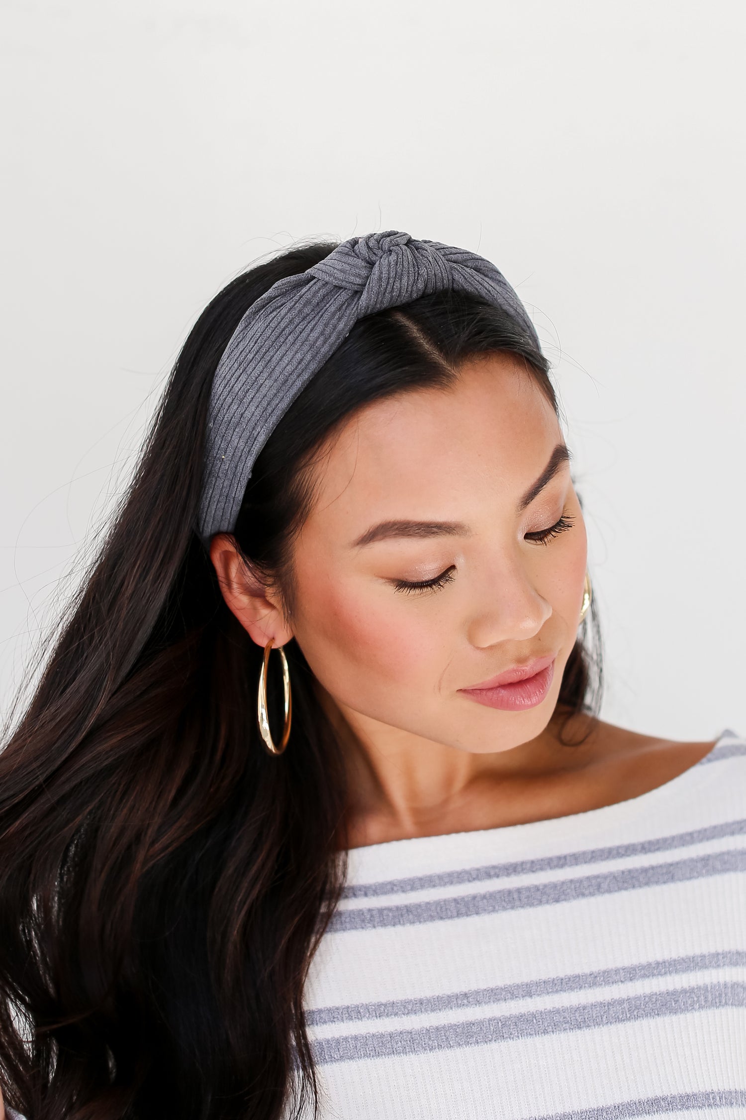 grey Corduroy Knotted Headband on dress up model