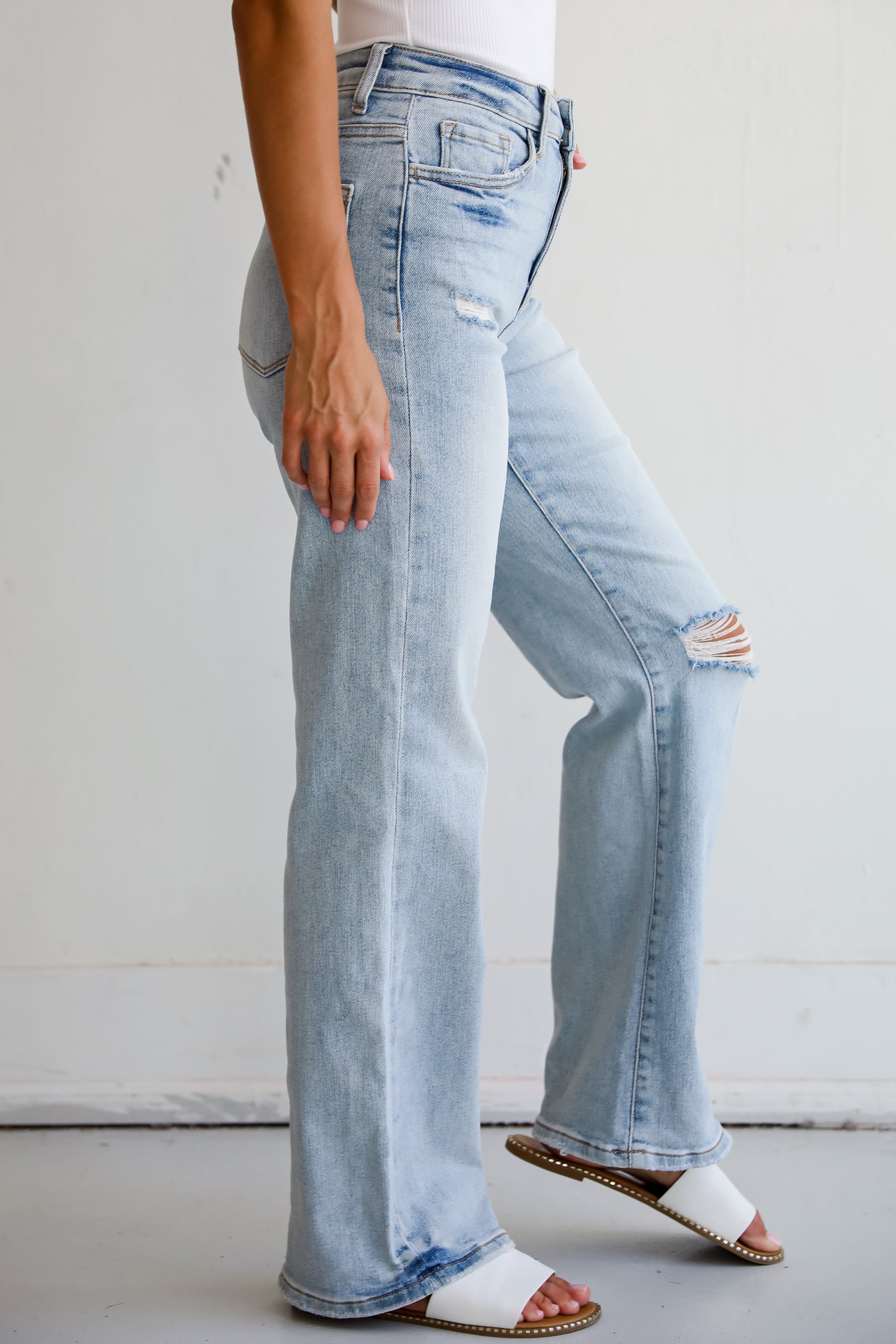 Crystal Light Wash 90s Vintage Super High Rise Straight Leg Jeans