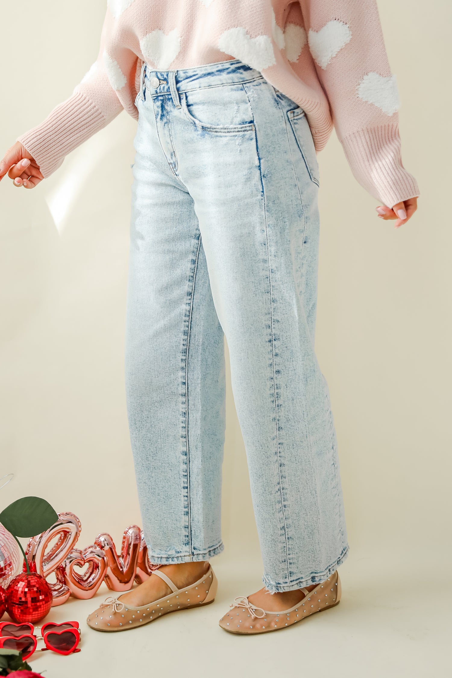 Chelsey Light Wash Barrel Jeans