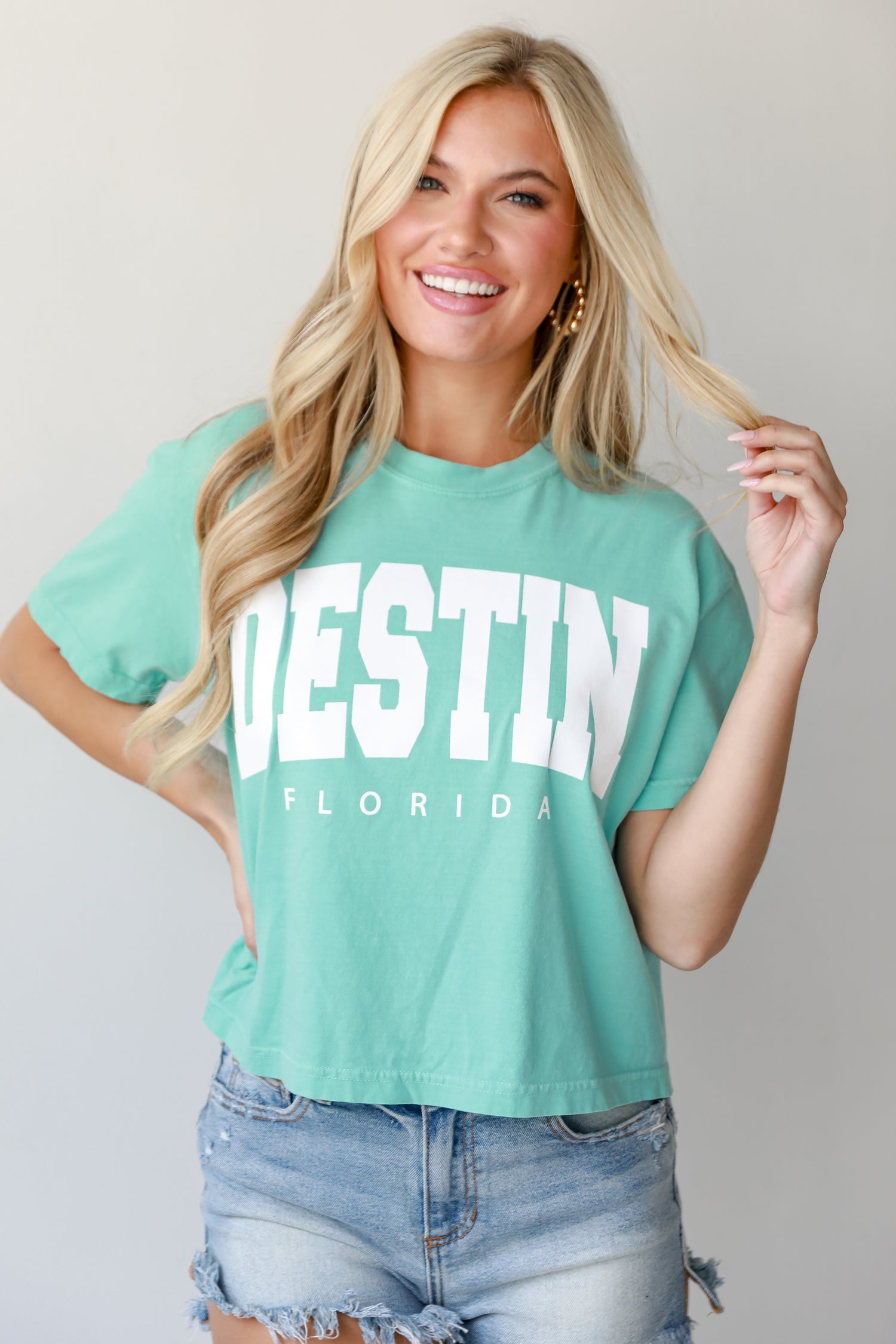 Mint Destin Florida Cropped Tee on model