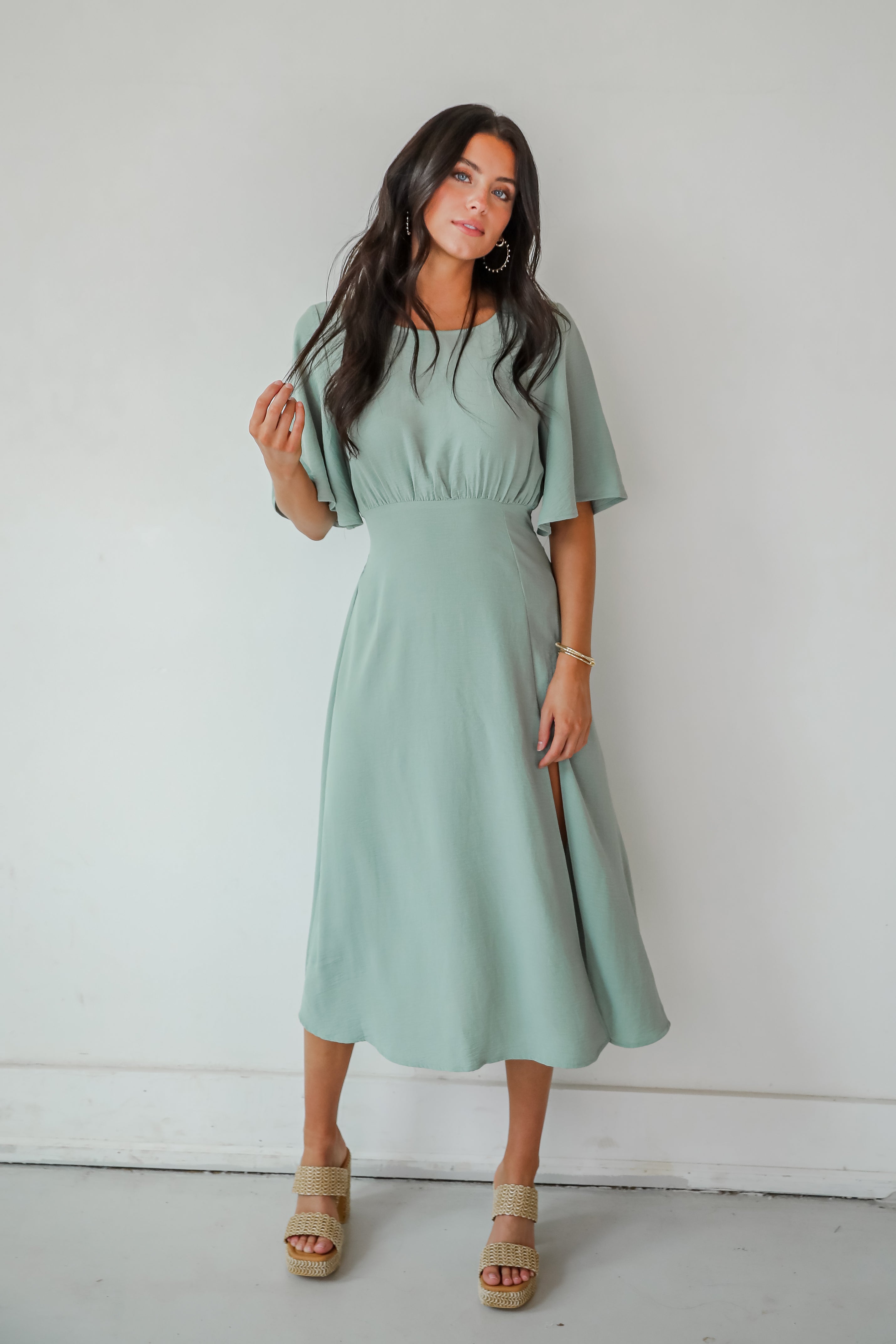 Immaculate Aura Sage Midi Dress