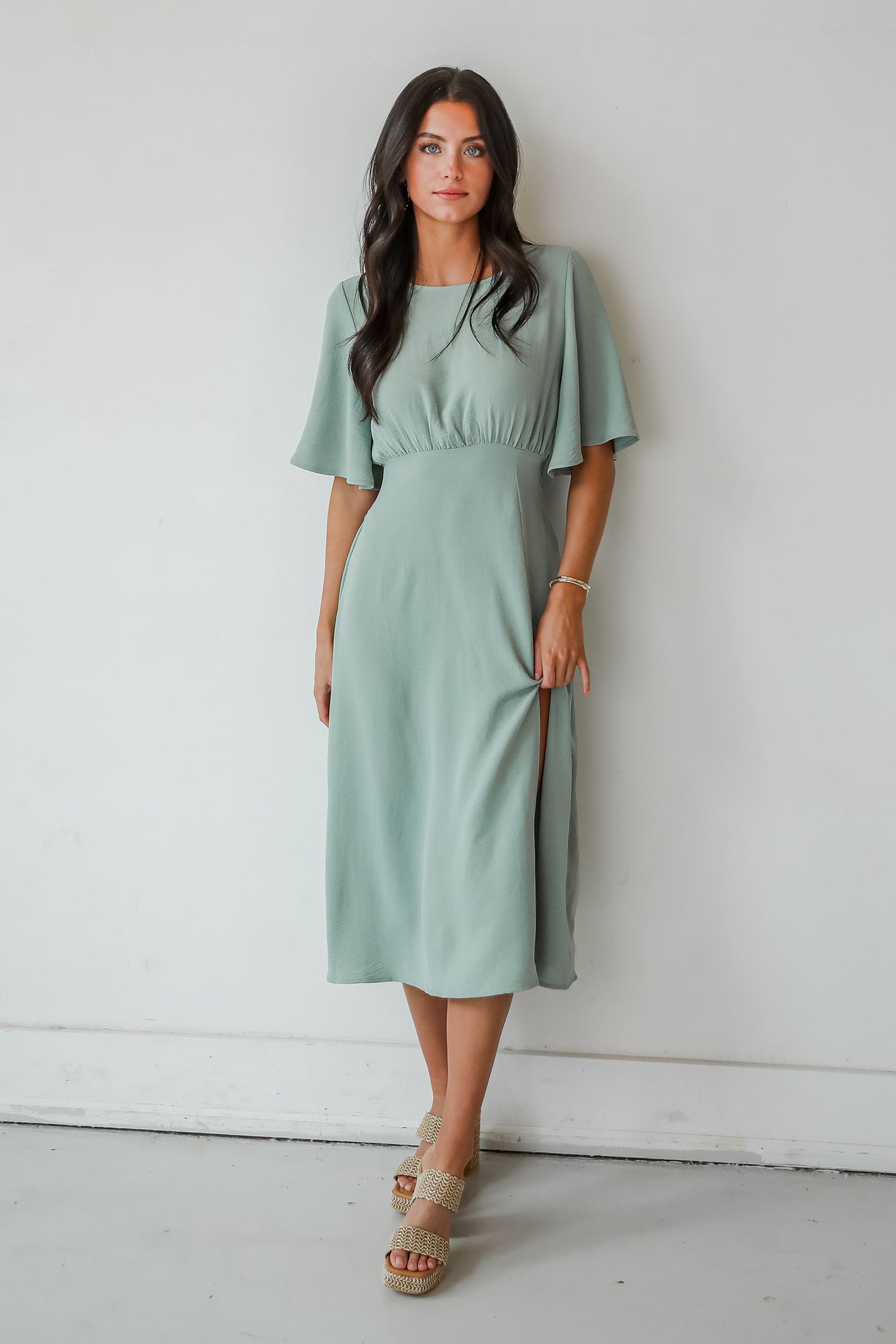 Immaculate Aura Sage Midi Dress