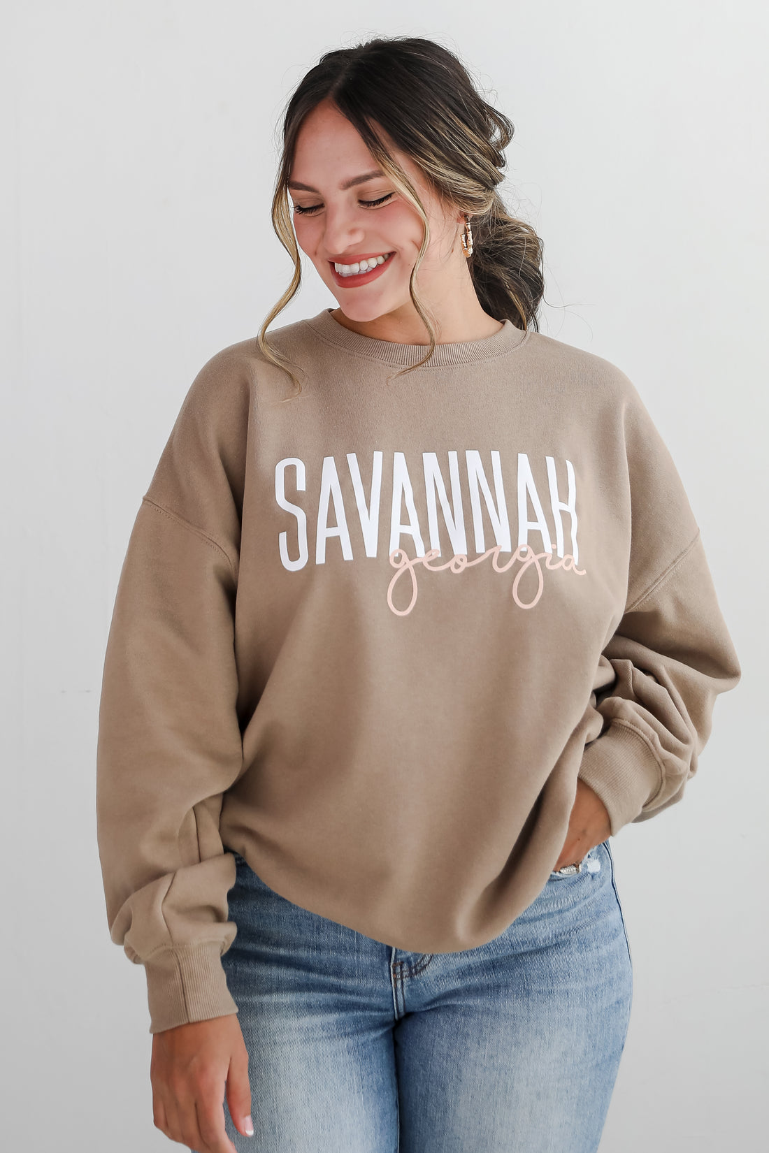 Tan Savannah Georgia Script Sweatshirt