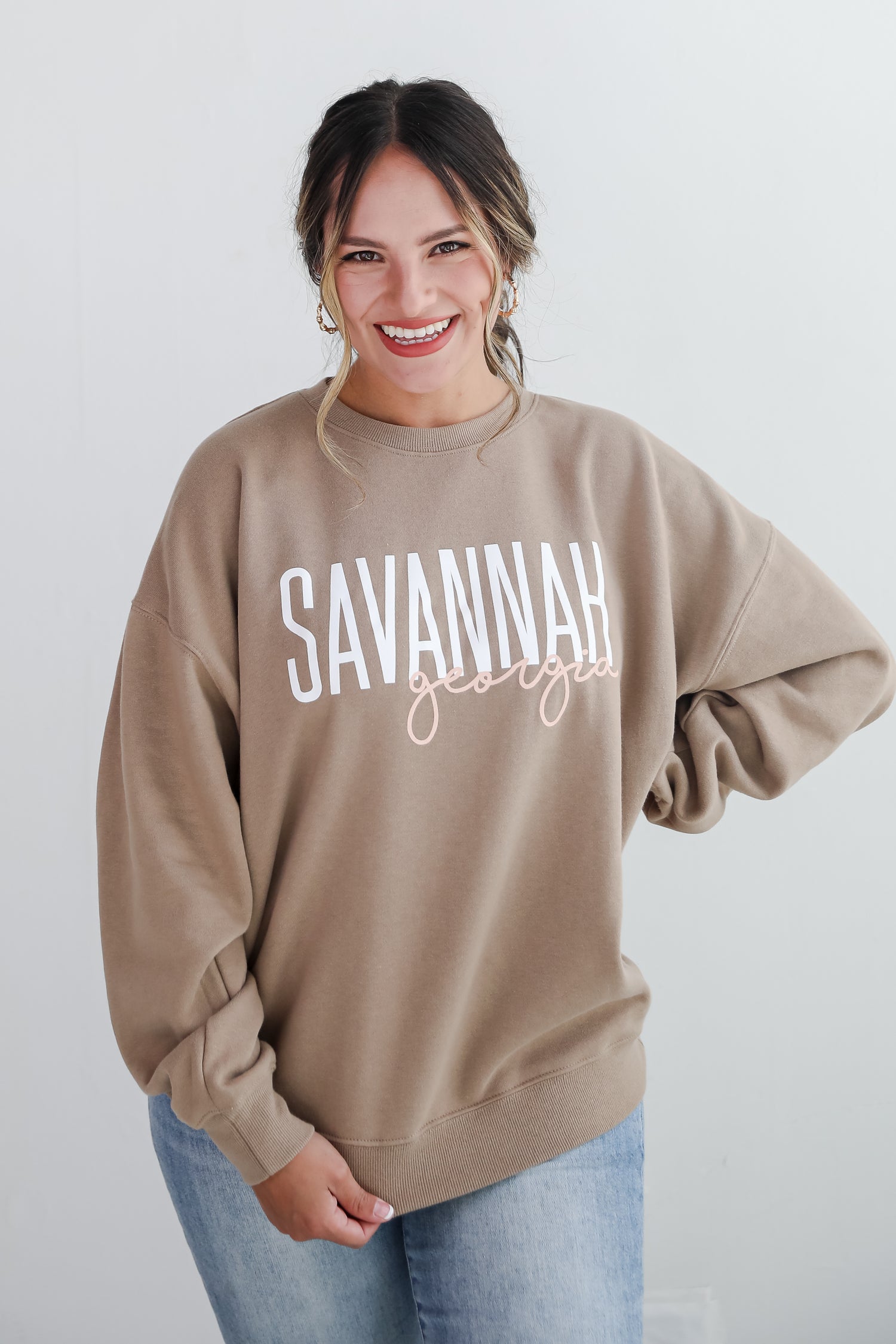 Tan Savannah Georgia Script Sweatshirt