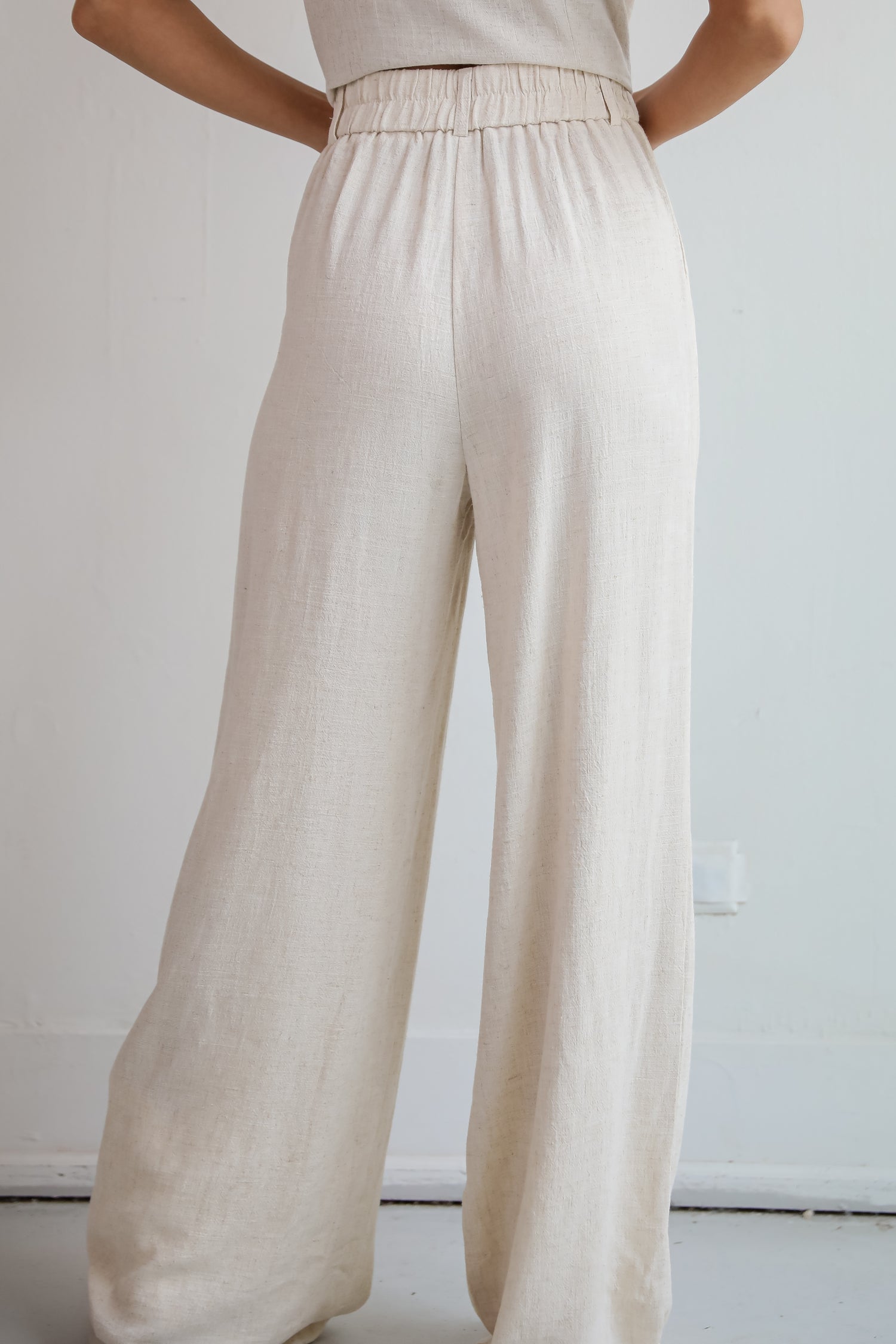 Sophisticated Era Linen Pants