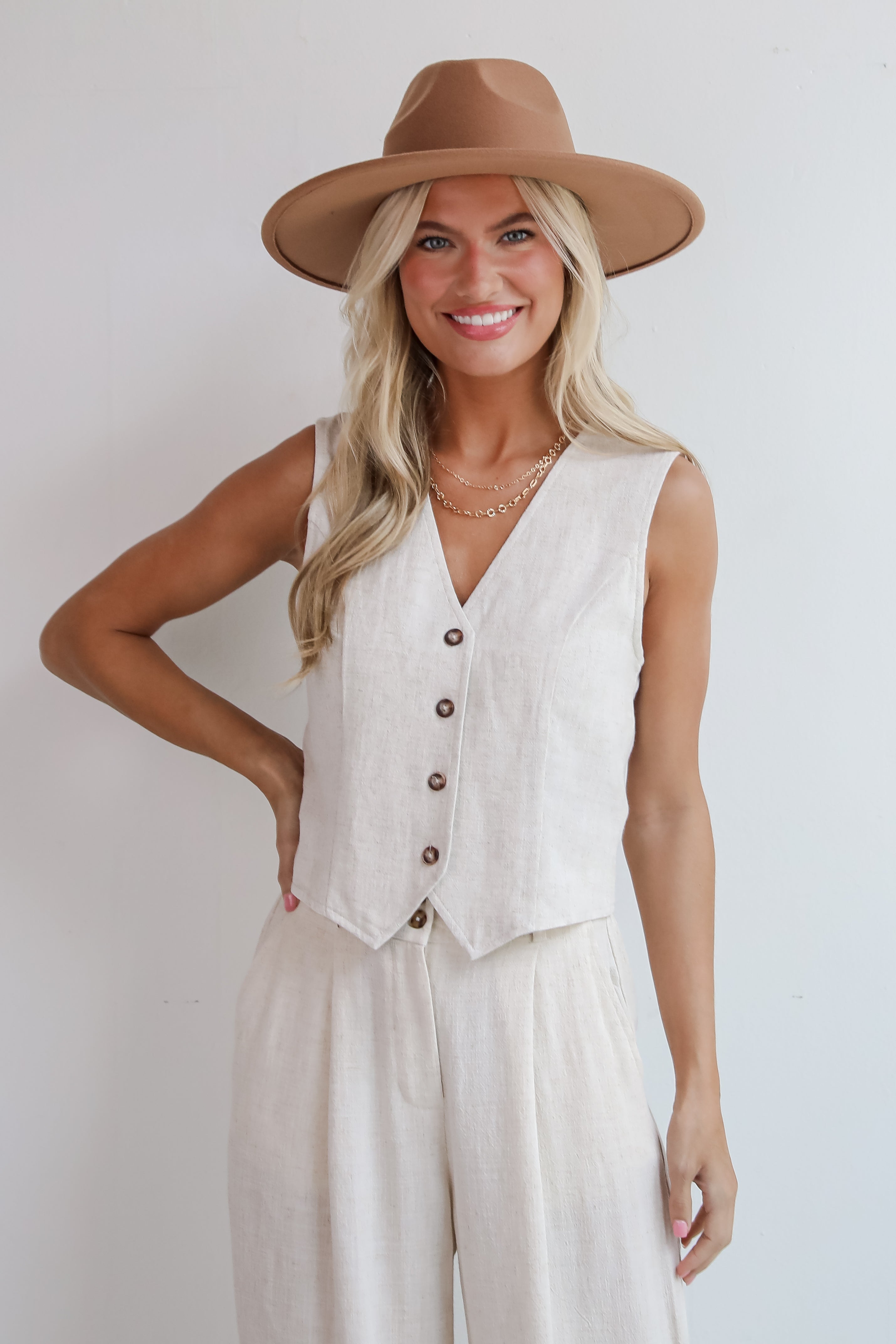 Sophisticated Era Linen Vest