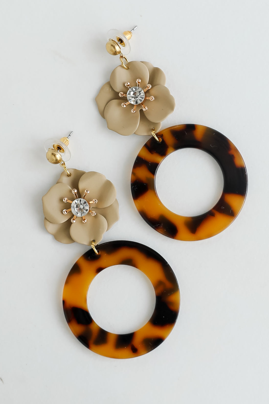 Selena Tortoise Flower Drop Earrings