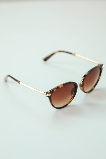 Chic Possibilities Tortoise Round Sunglasses