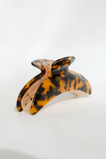 Luxe Accent Tortoise Acrylic Claw Hair Clip