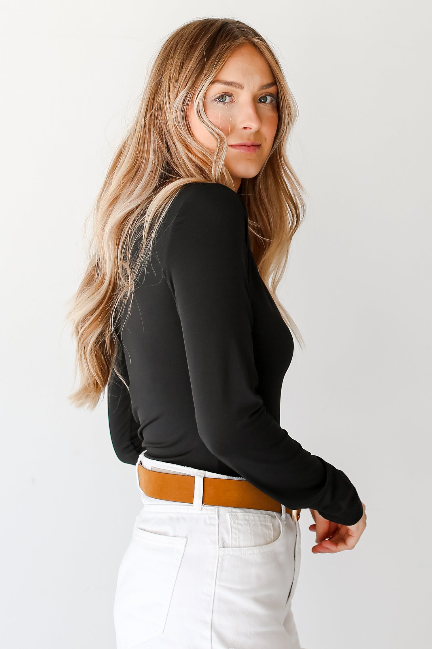 black V-Neck Long Sleeve Bodysuit side view