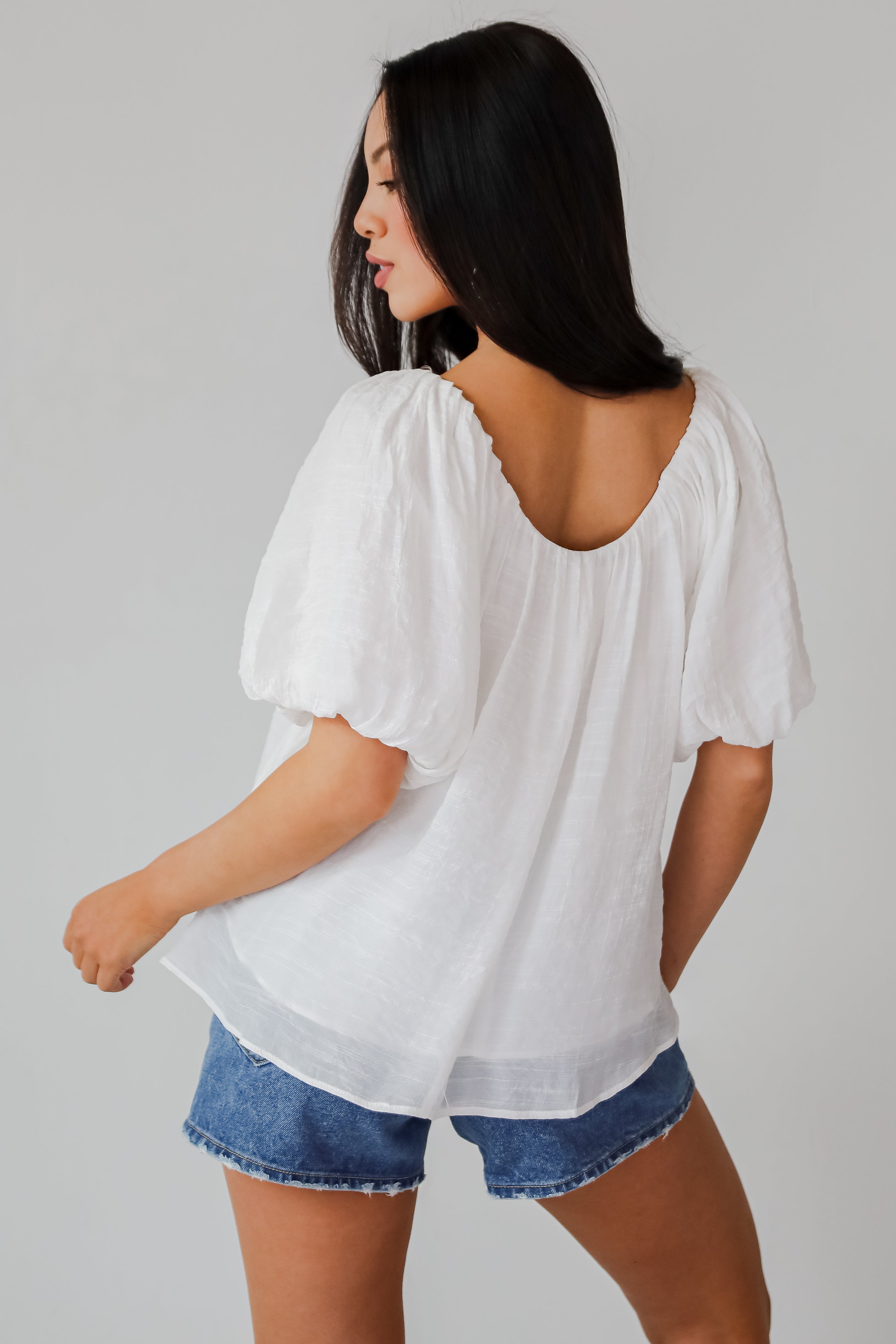 Simply Pretty White Puff Sleeve Blouse