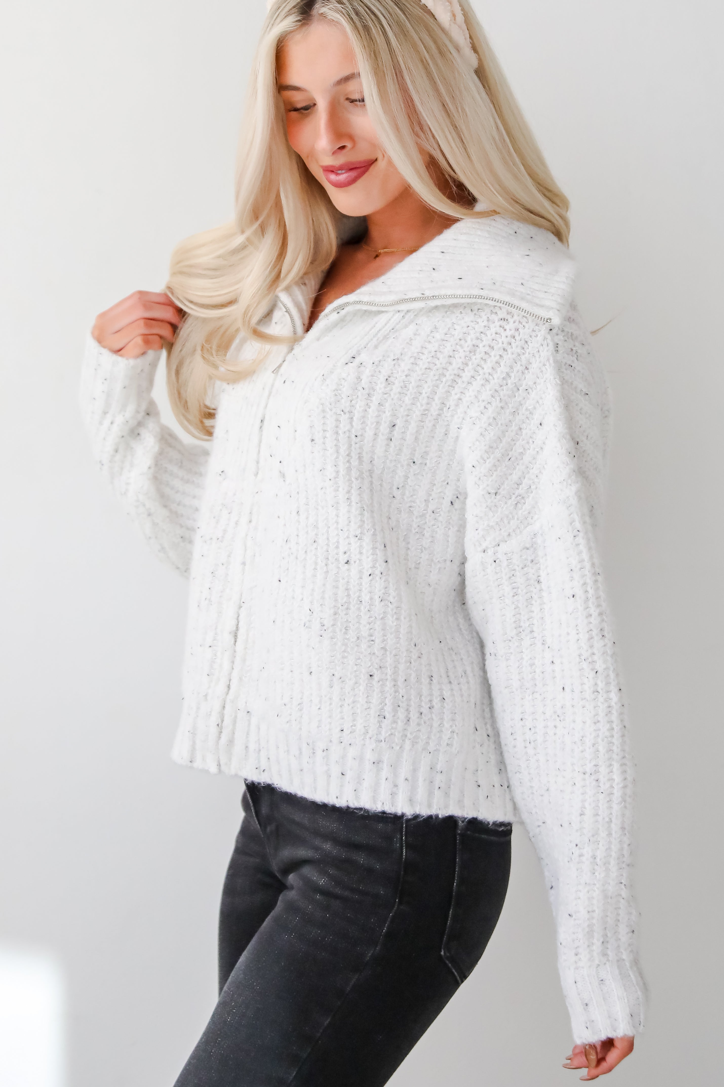 Cozy Agenda White Zip-Up Sweater