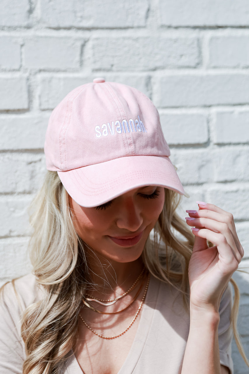 Hat in blush