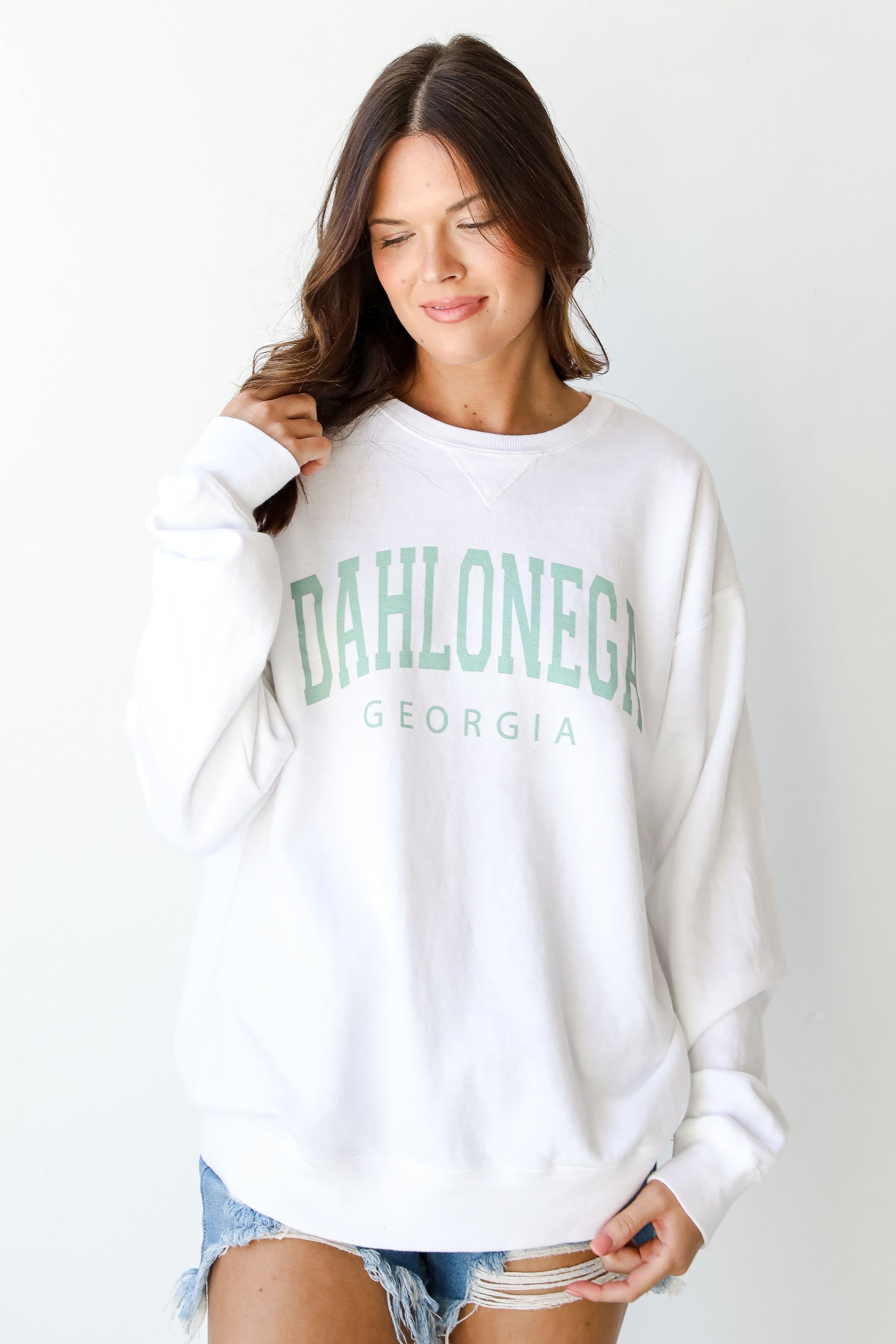 White Dahlonega Georgia Pullover. Graphic Sweatshirt. Oversized Comfy Sweatshirt